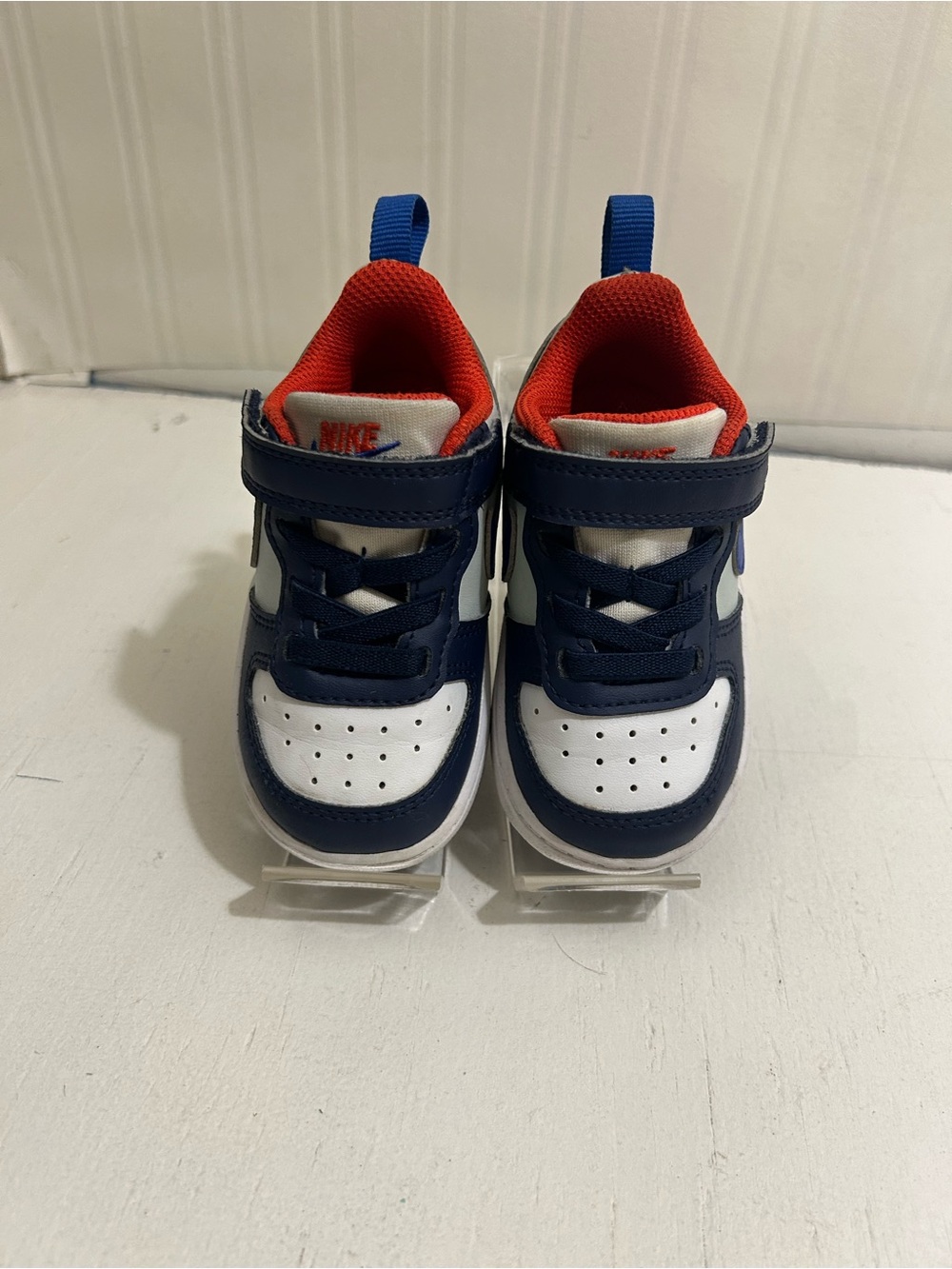 Nike Kids Navy, White & Red Low-Top Sneakers